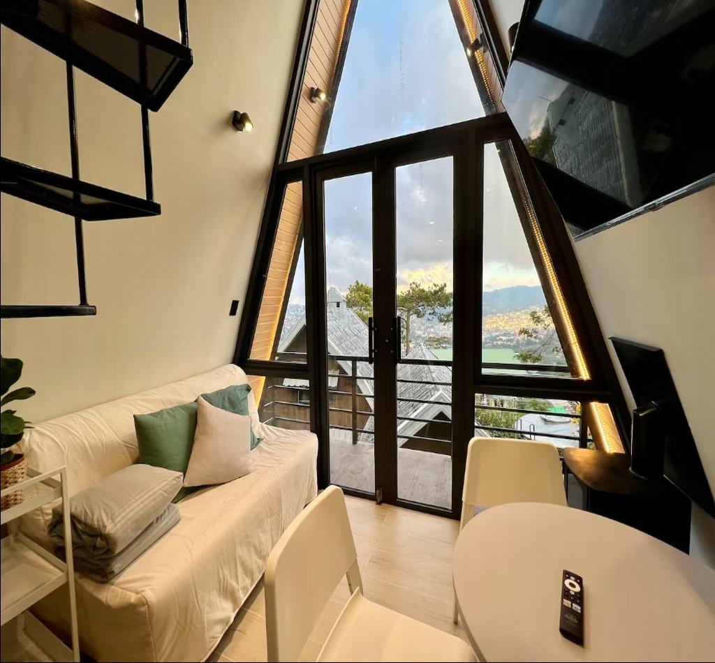 Casa de 90 m² con jardín, 2 dormitorios y vistas panorámicas al jardín